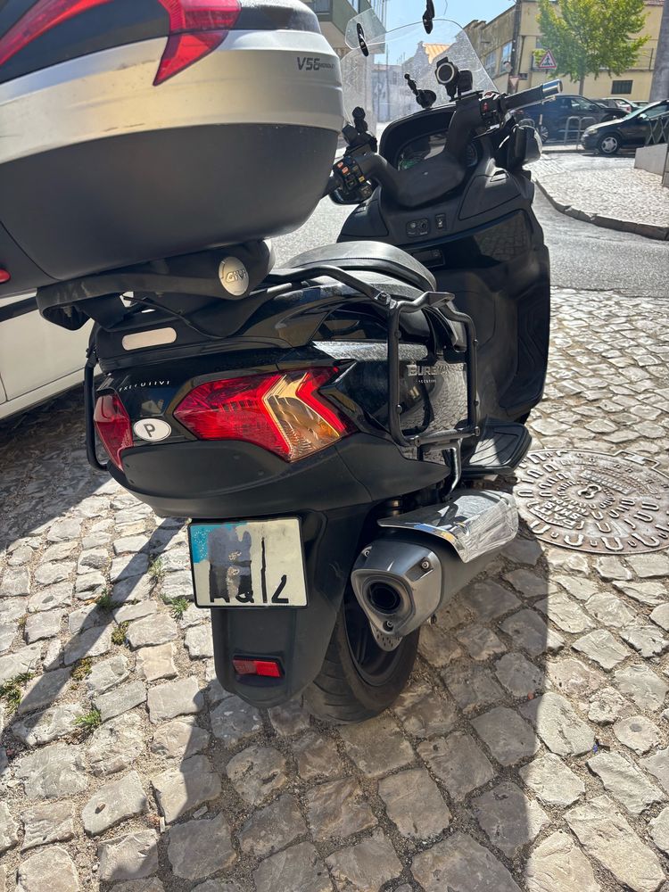 Suzuki burgman  650