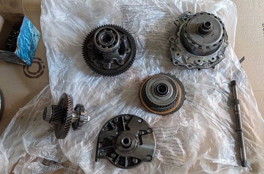 АКПП Daewoo Matiz 0,8 / 2011 (в разобранному стані). Під ремонт