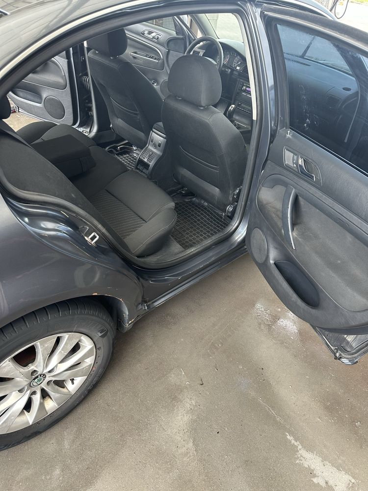Skoda superb 1.8 t