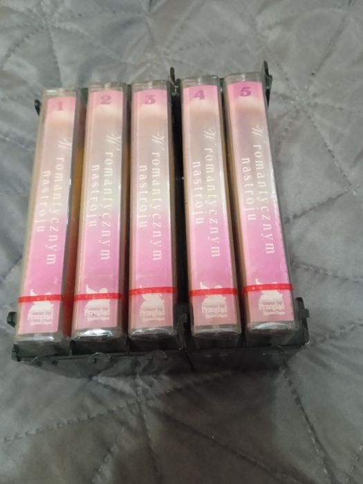 W Romantyczny Nastrój 5 kaset nowe !