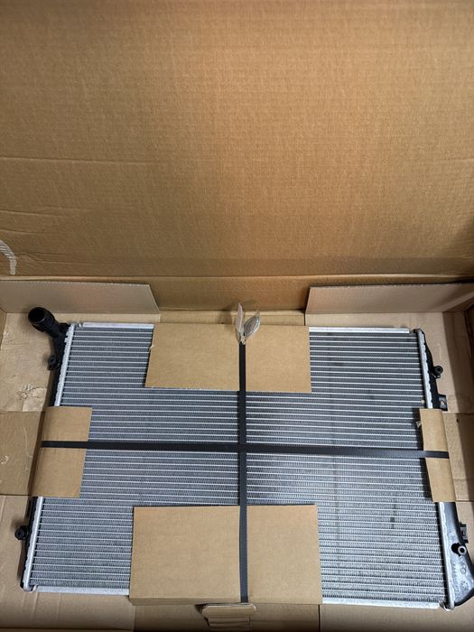 Radiador VW-JETTA 1.9-2.0 TDI (05-)