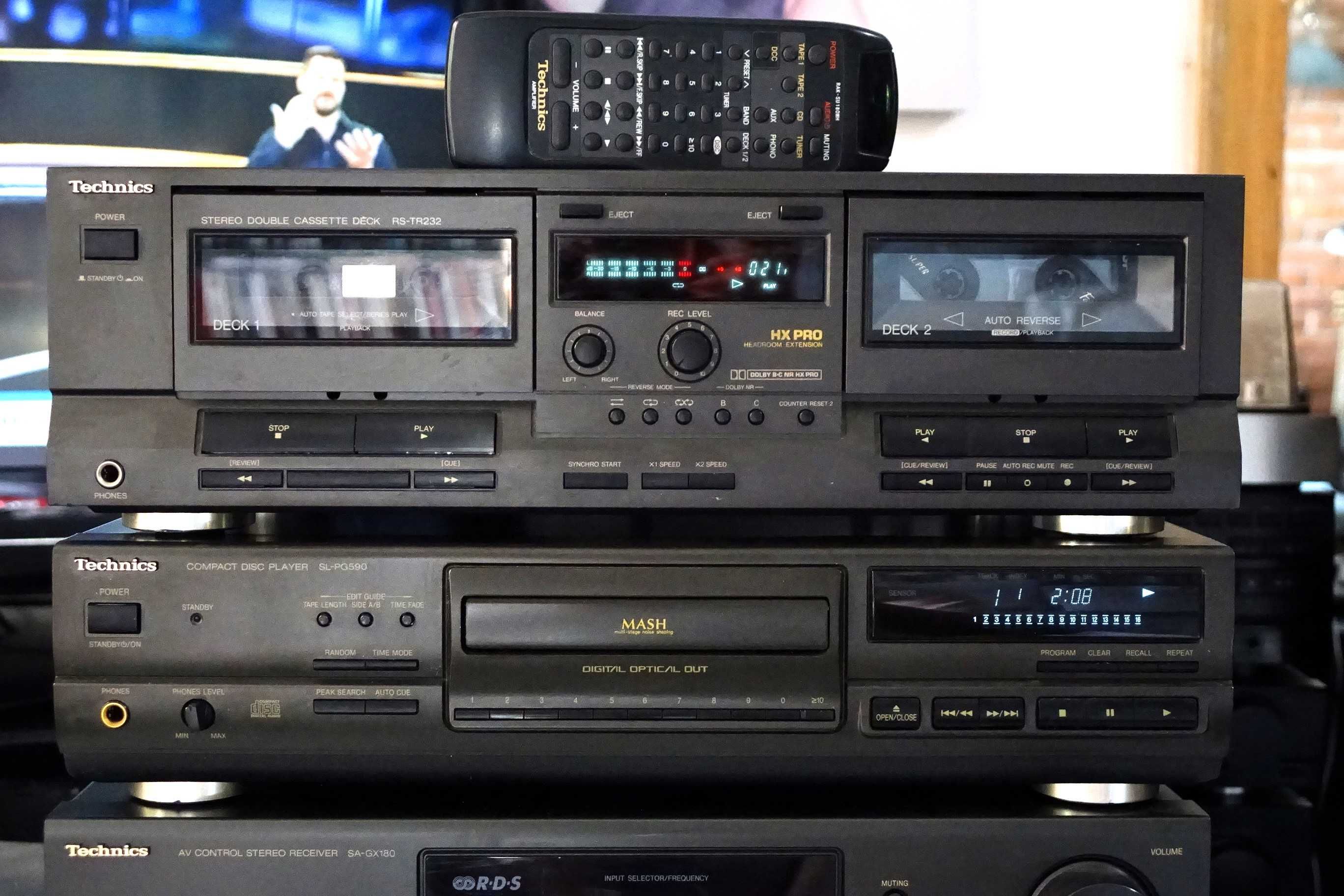 Wieża Technics -amplituner , deck dwukasetowy i CD +pilot do wieży