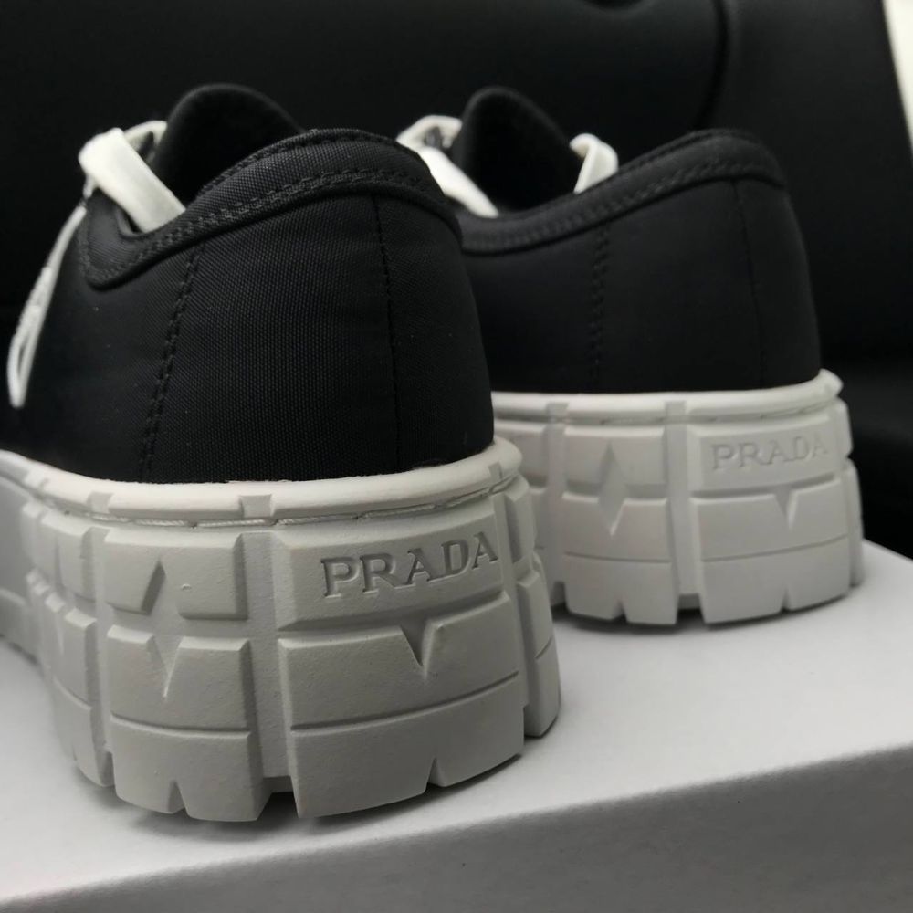 Жіночі кеди прада на платформі чорні Prada Double Wheel Nylon 36-41