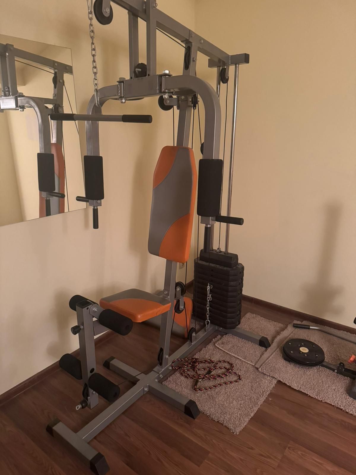 Atlas do ćwiczeń w bardzo dobrym stanie