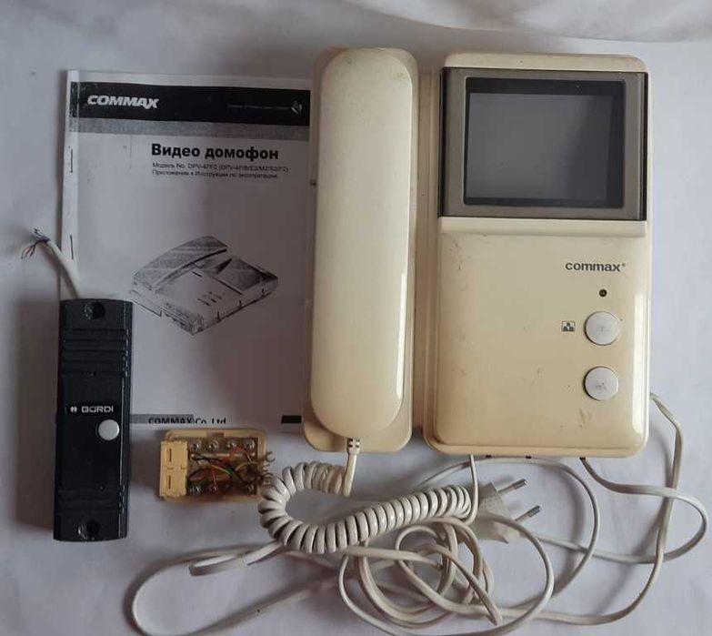 Видеодомофон Commax DPV-4PF2