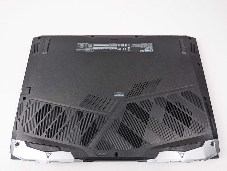 LAPTOP GAMINGOWY Acer Predator RTX 3060 Intel I7-10750H 144 hz