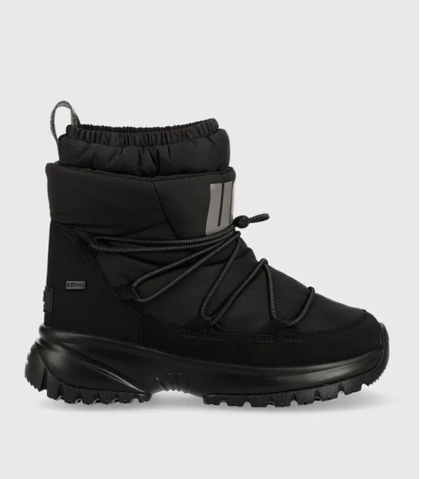 Снігоходи Ugg