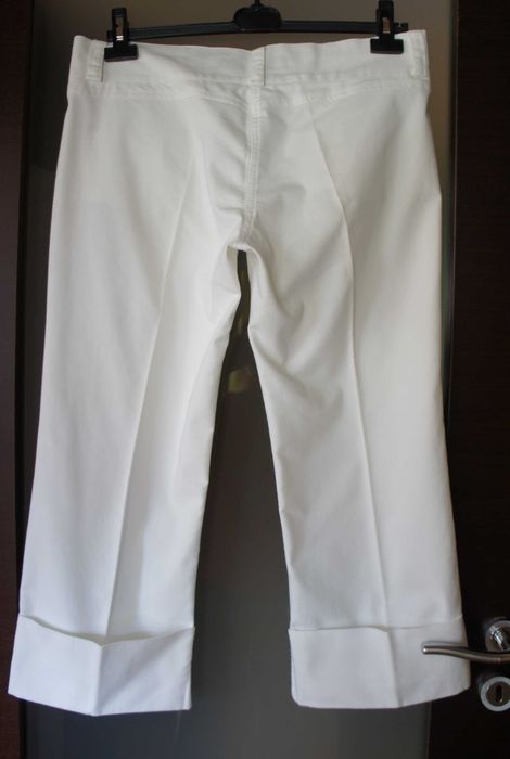 eleganckie spodnie damskie capri z mankietem rybaczki bermudy 42 / XL