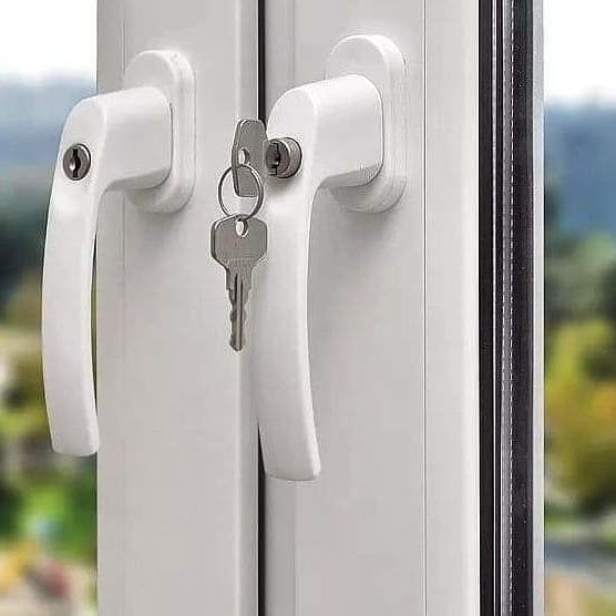 Регулювання і ремонт пластикових вікон. Ремонт и регулировка окон.