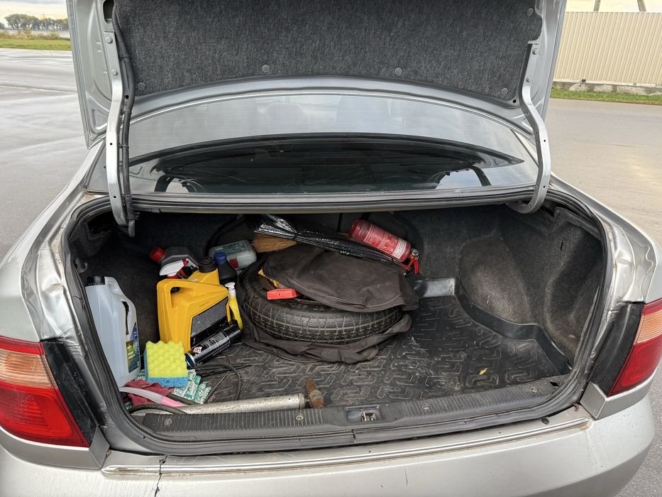 Nissan Almera 2005