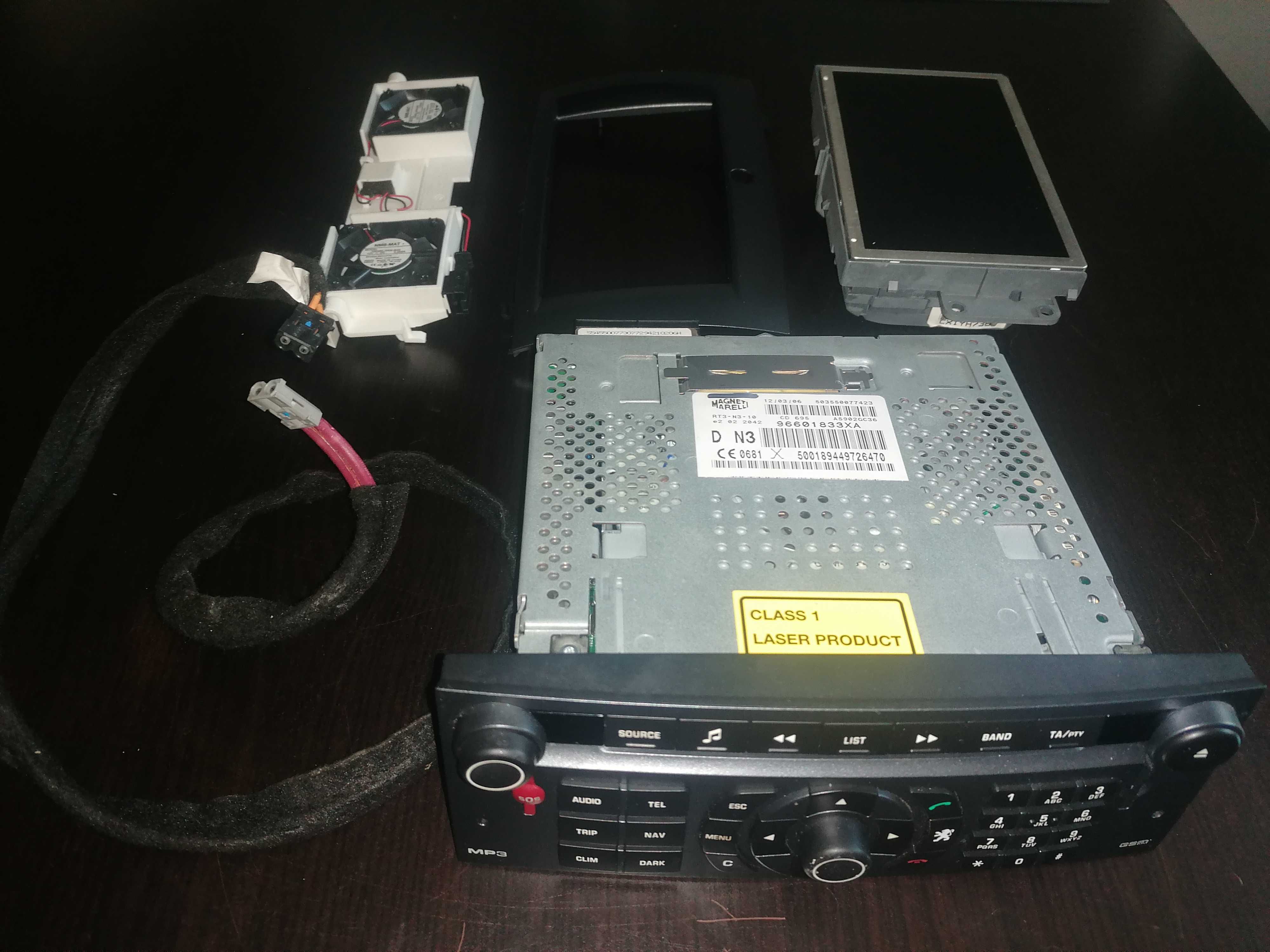 Radio z nawigacją RT3,wyświetlacz,lcd,peugeot 407