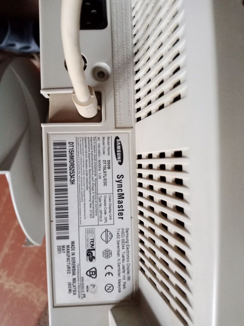 Монитор для компьютера Samsung  Sync Master 550S