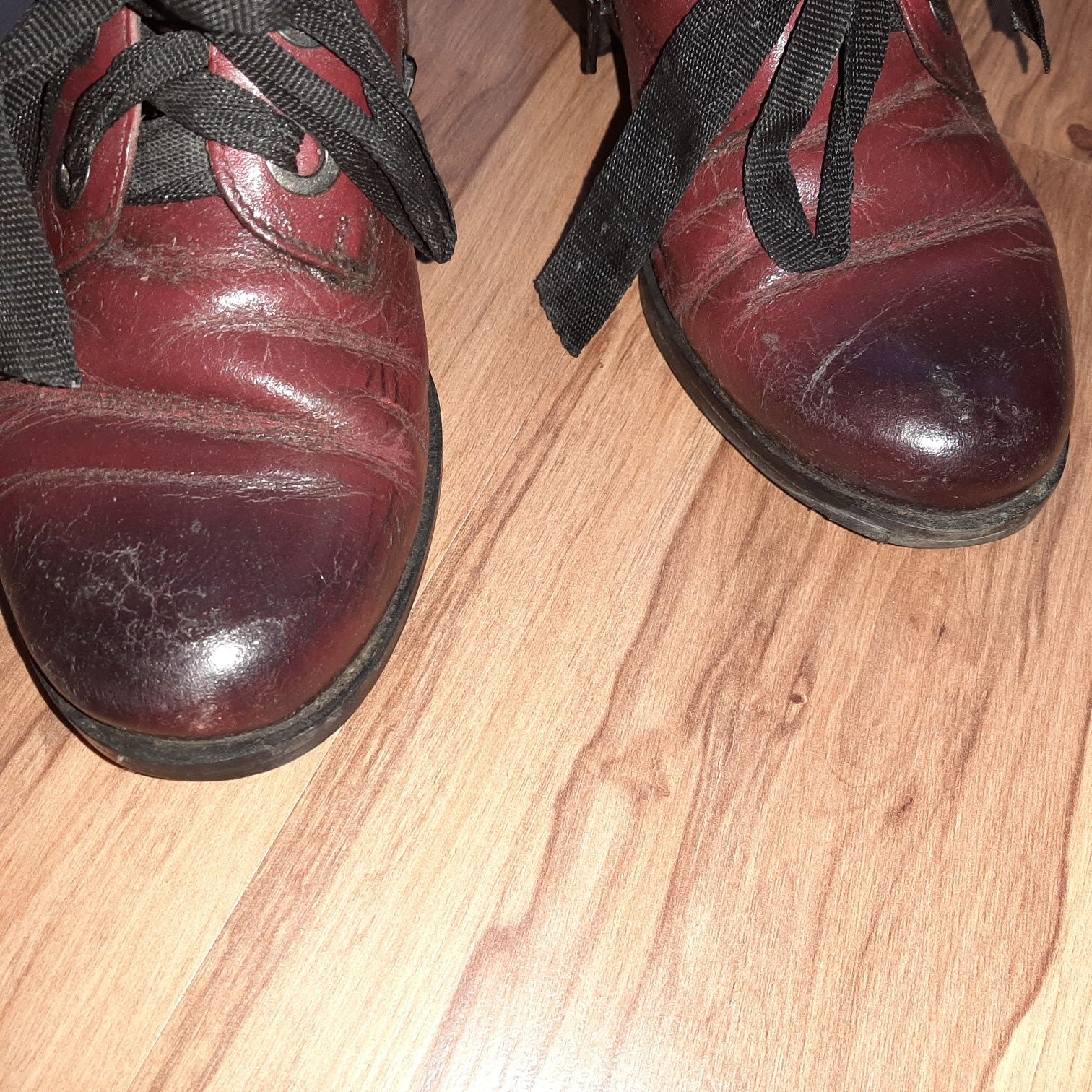 Buty półbuty jesień-zima r.37 skóra Lasocki czerwone wysyłka