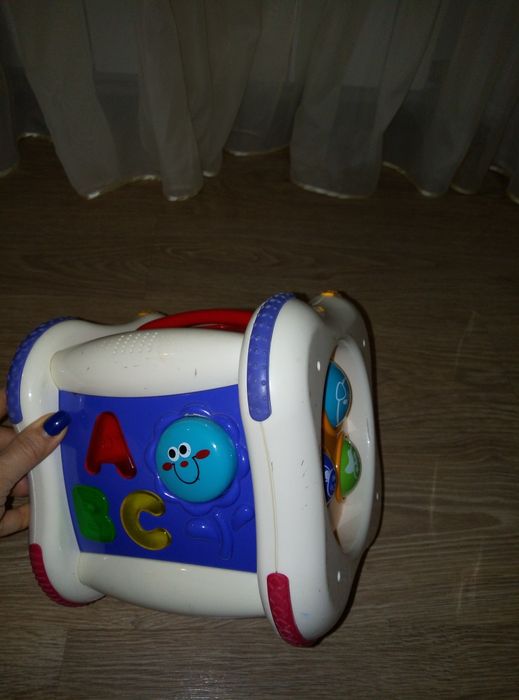 Продам игрушки фирмы Chicco