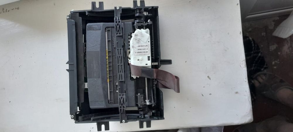 Магнітола Renault megan 2 з екраном