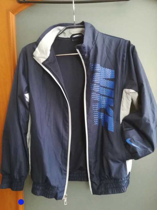 Nike markowa kurtka roz 10 /12 lat