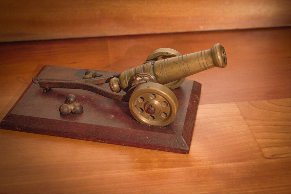 Canhão em Bronze