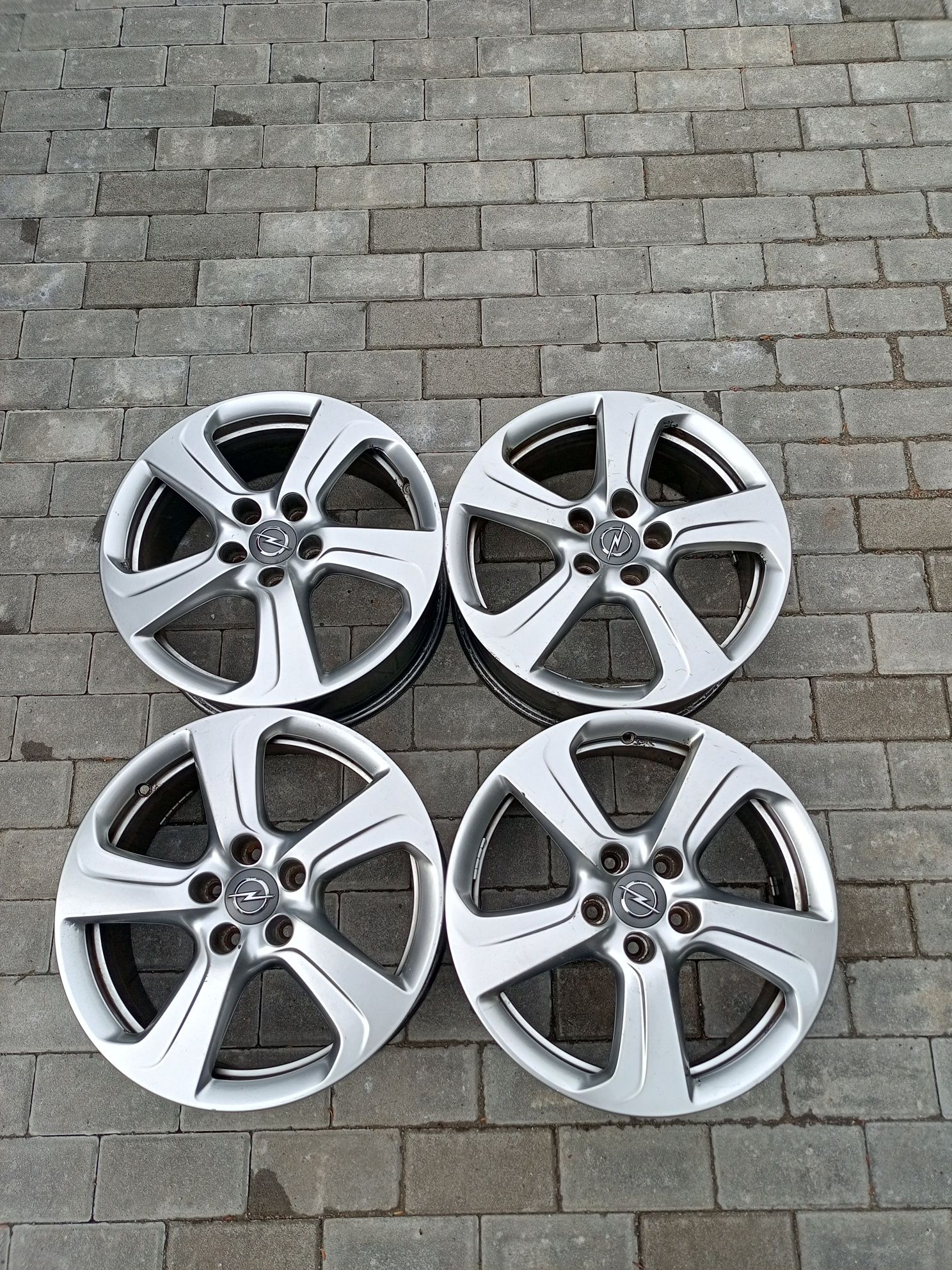 Felgi opel 17 cali