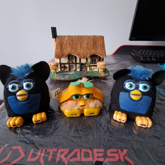 Іграшка Furby Макдональд Хеппі Міл 2001 рік Інтерактивна іграшка Фербі