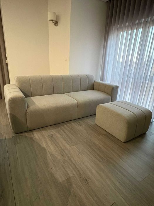 Sofá + Puff da marca Cabeceiras