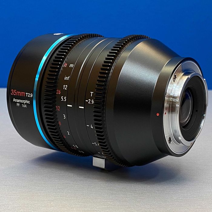 SIRUI Venus 35mm T2.9 1.6x Anamorphic (Sony FE) - NOVA