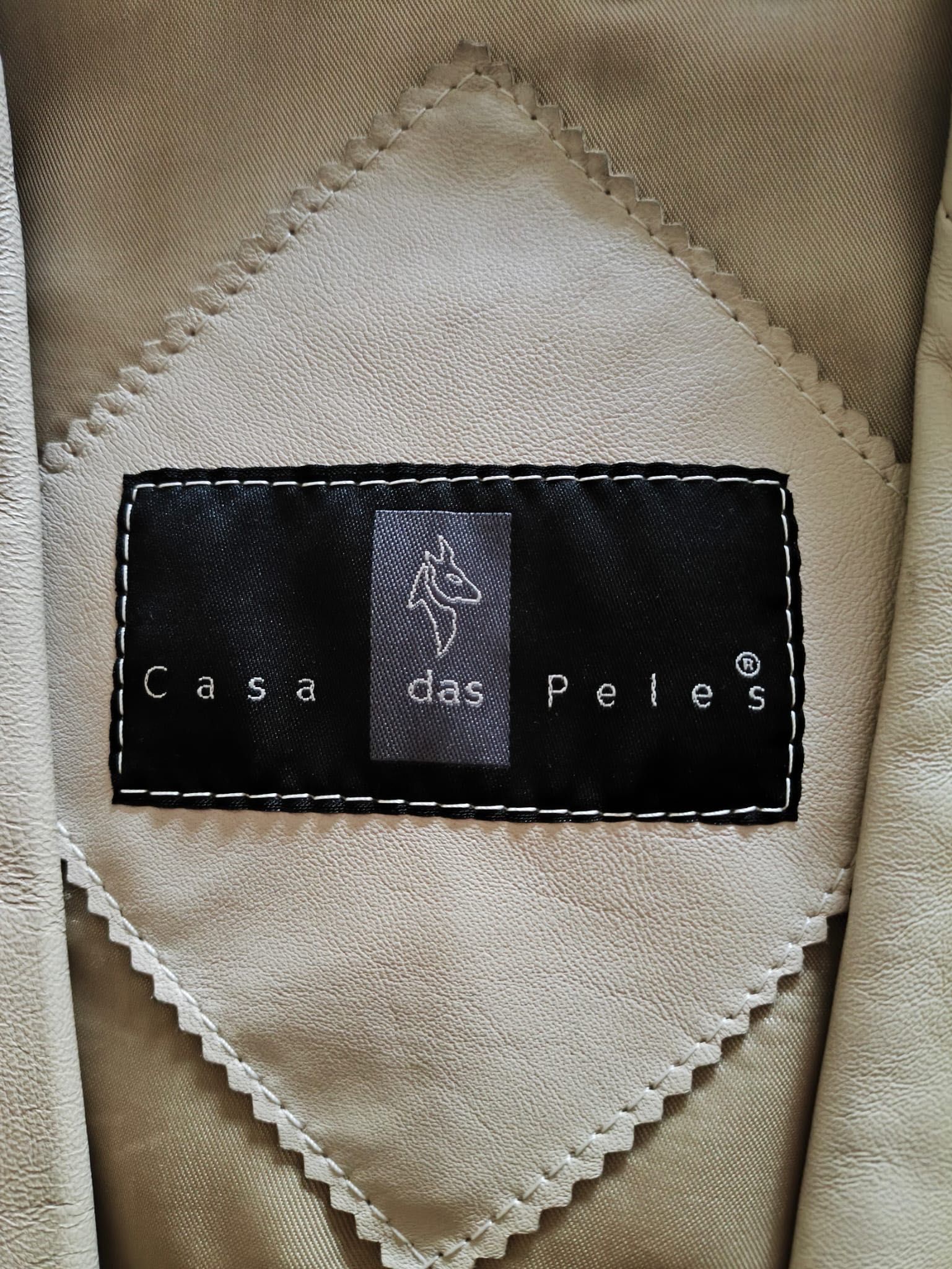 Casaco de pele da casa das peles