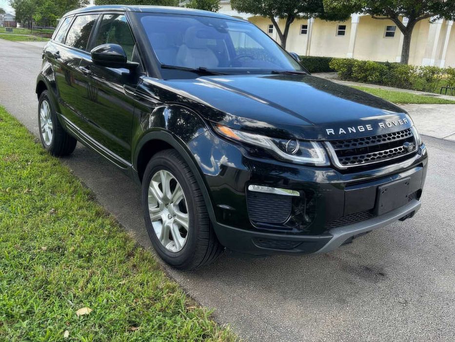 Land Rover Range Rover Evoque SE      2017