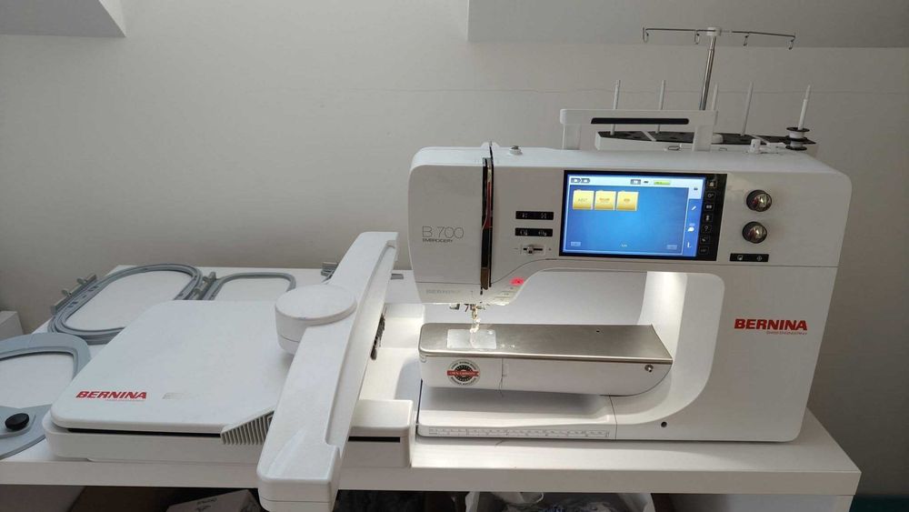 sprzedam MULTI-HAFCIARKA BERNINA B-700 + Program do Haftów EDITOR PLUS