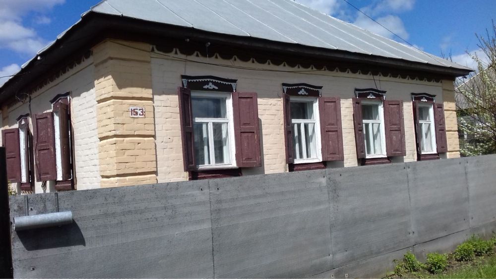 Продам дім в смт Котельва