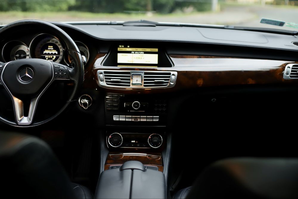 Mercedes CLS 350 3.0 D w218 c218 bardzo dobry stan E
