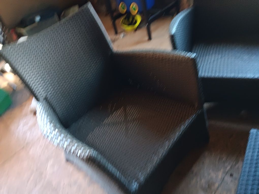 Komplet  na  taras  4  fotele   plus stolik