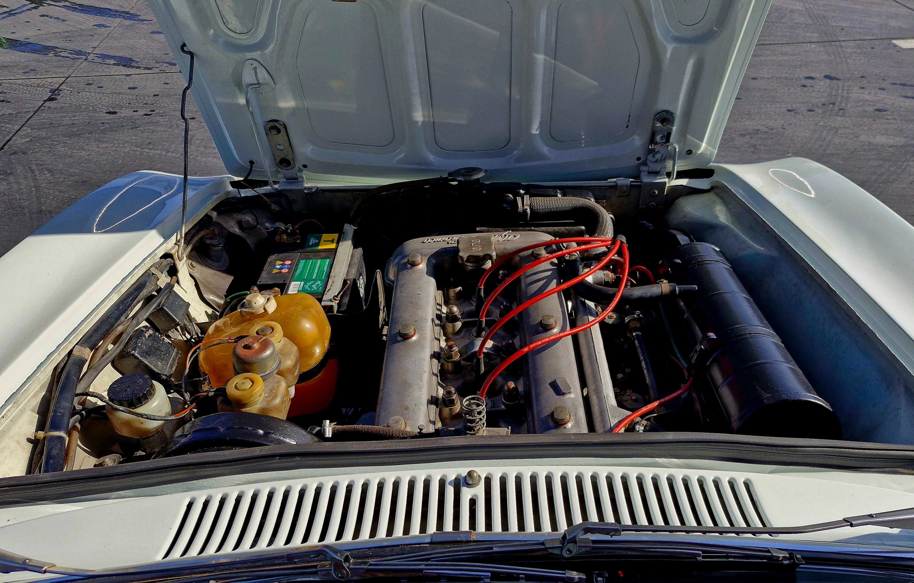 Alfa Romeo 1750 GTV