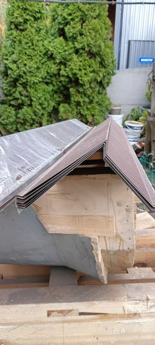 Obróbki dekarskie opierzenie