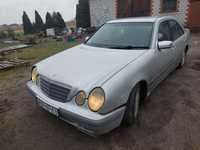 Mercedes E 210 2.2  wszystko