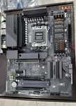 Asrock x670e PG Lightning + dodatki
