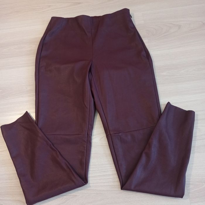 Spodnie eco skóra roz. M.