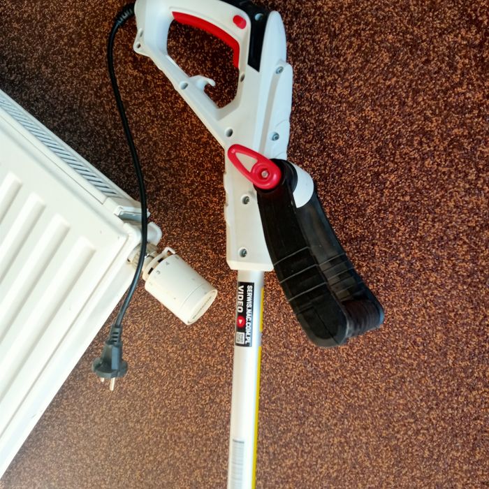 Podkaszarka elektryczna