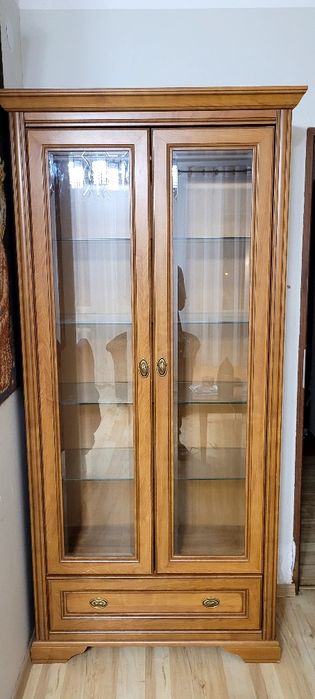 Witryna Ontario  przeszklona