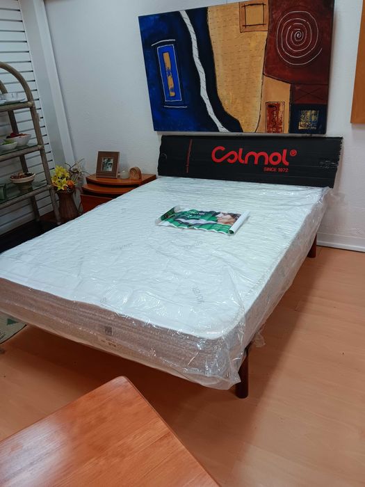 Colchão casal molas ensacadas 190 x 140,  NOVO