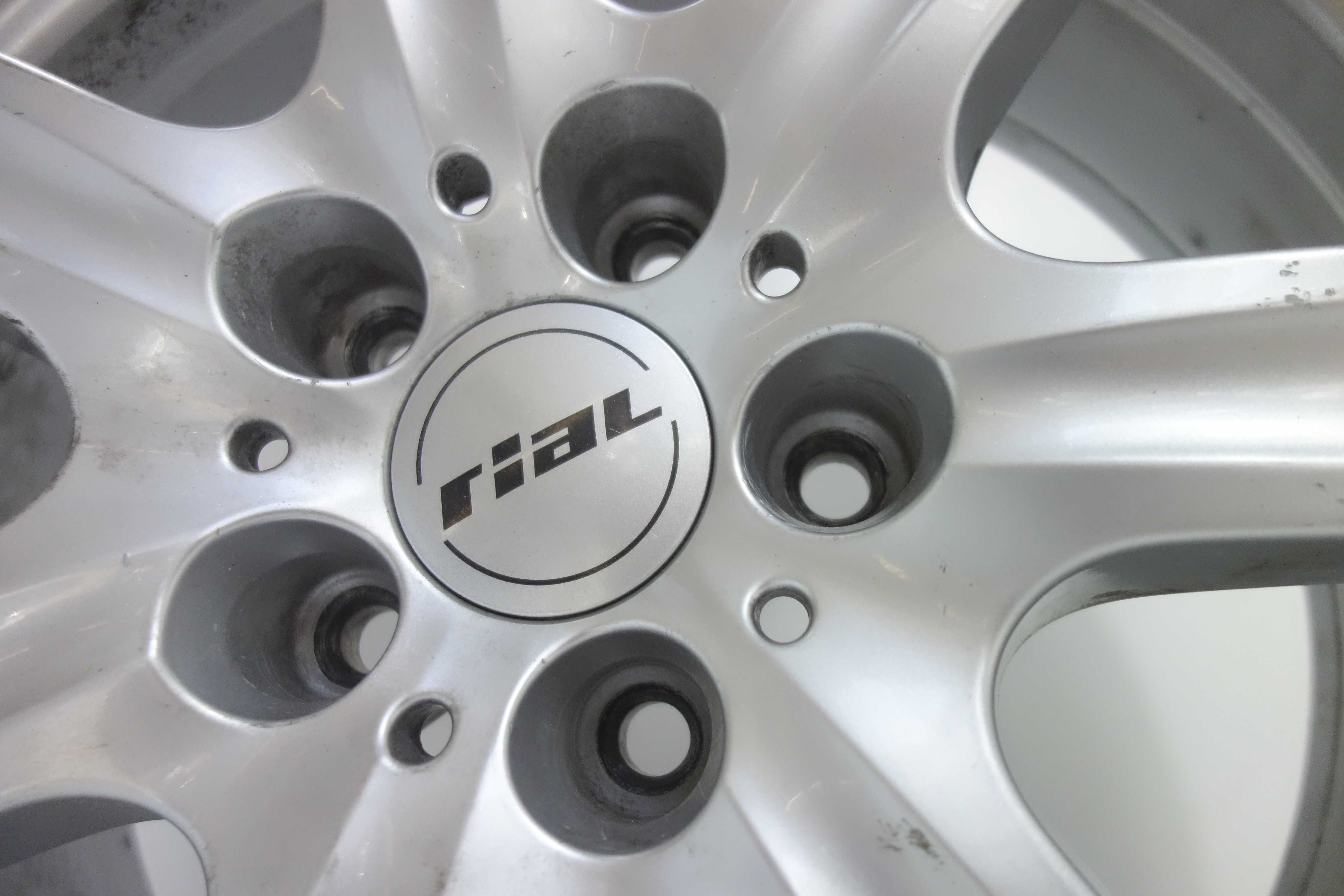 Alufelgi 17" 5x112 Audi A4 Seat Leon Skoda Octavia Vw Golf Srebrne 978