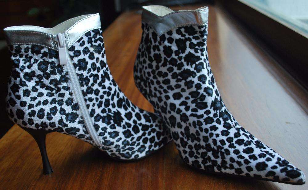 Botas Tigreza novas marca Chiara n.º 37 (Novas)