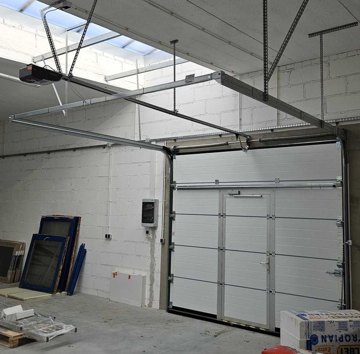 NOWA! Brama segmentowa przemysłowa automat 3000 x 2800 Krispol