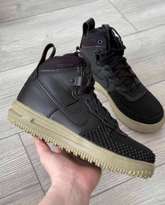 Кросівки  хайтопи  зимові Nike lunar Force 37,38,38,5,39р