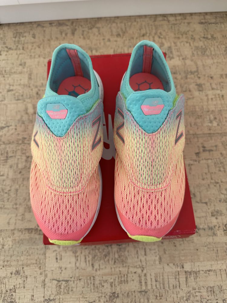 Кросівки для дівчинки New Balance (оригінал), р.33