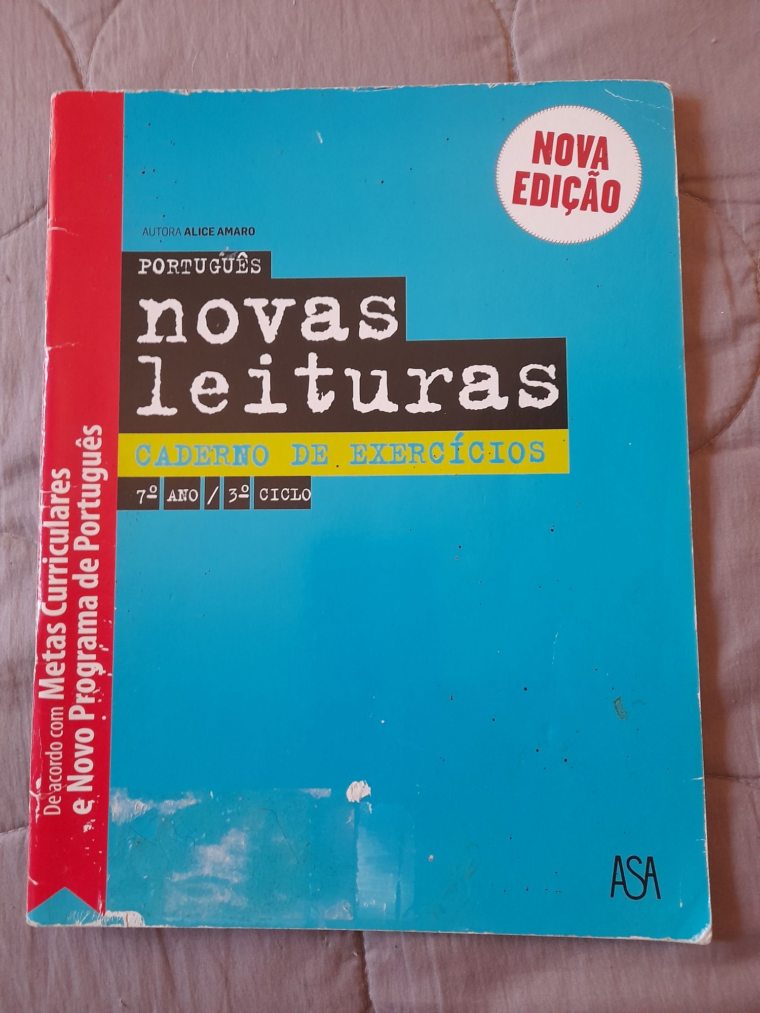 Caderno de exercicios de português do 7° Ano