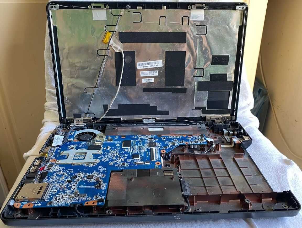 Ноутбук HP CQ62-205SR Intel DAAX3MB16A1