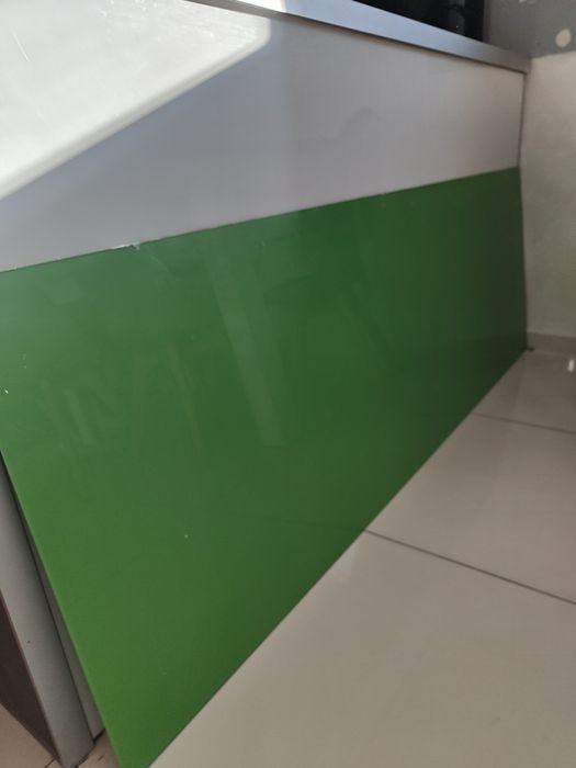 Szkło hartowane zielone