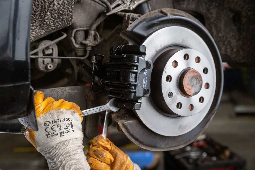 Фарбування супортів покраска суппортов обслуживание авто СТО