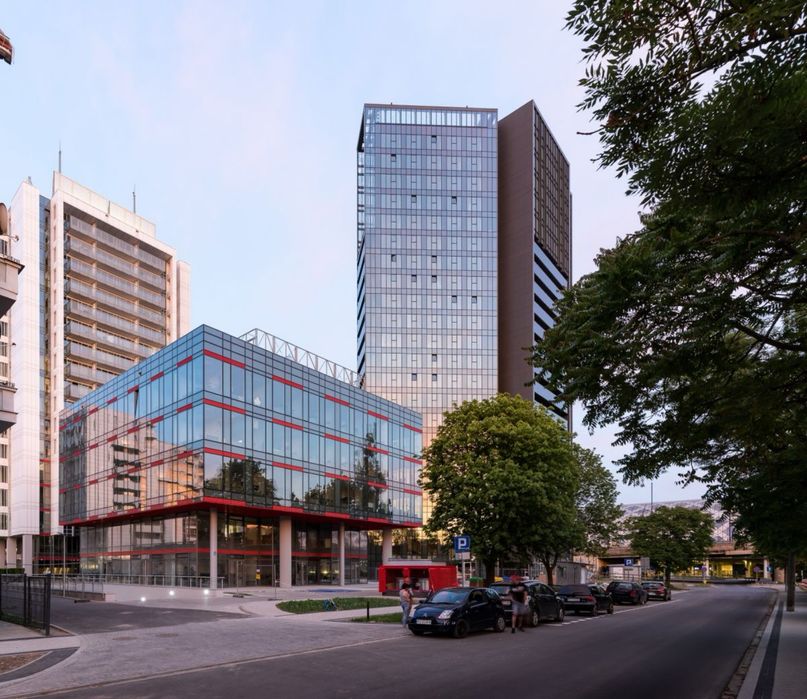 wynajmę miejsce parkingowe/garaż ul. Towarowa Poznań