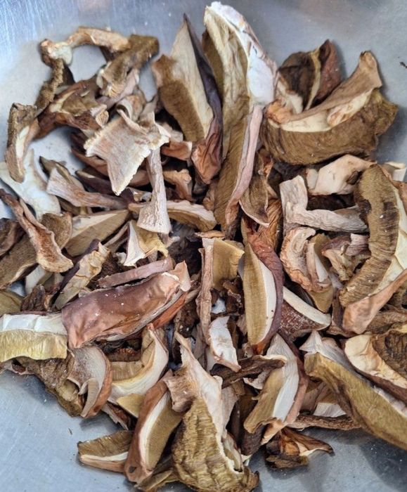 Grzyby suszone prawdziwek szlachetny.